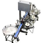 Sistema di etichettatura per applicazione fronte e retro su contenitori cilindrici